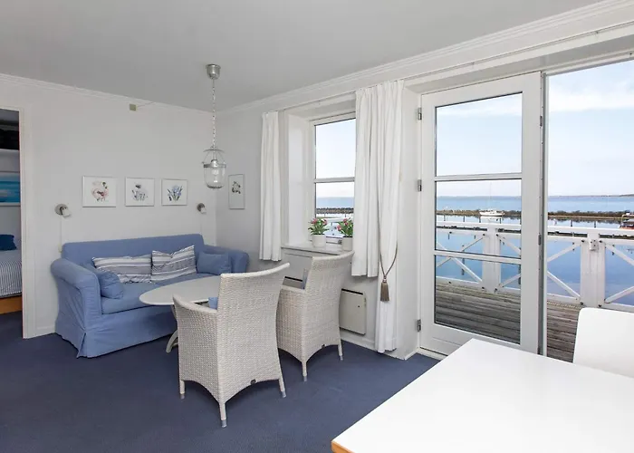 4 Person On A In Appartement Borre